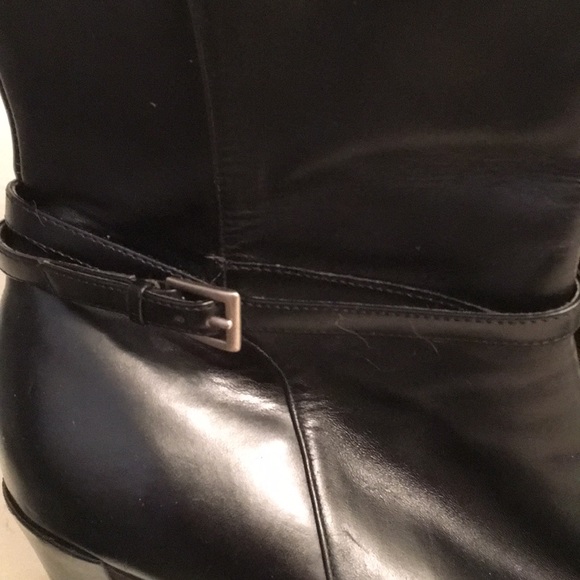 Lovely Ankle Boot - Picture 2 of 2